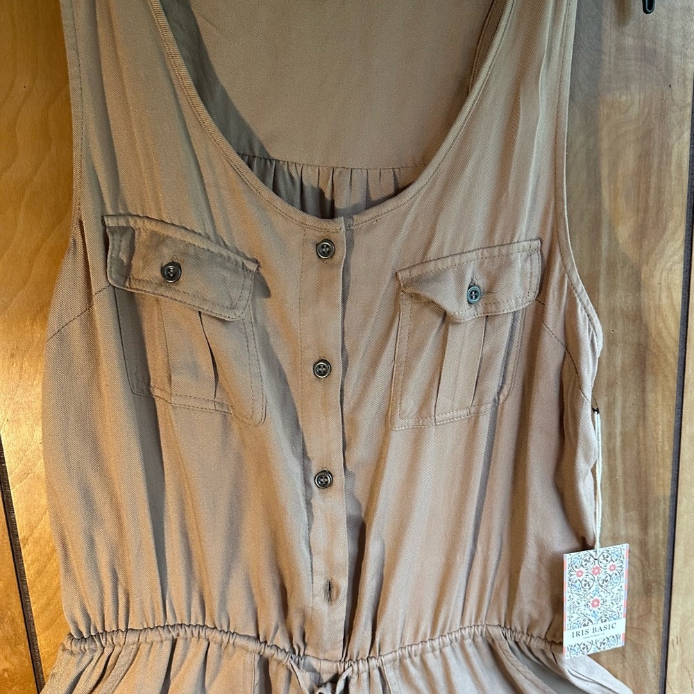 NWT Iris Basic Jumpsuit, Tan/Light Brown, XL